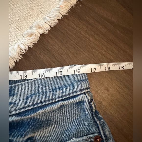 Abercrombie High Rise Shorts - Picture 3 of 6